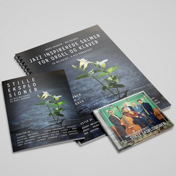 Sampakken består af "Stille Eksplosioner" CD og Sanghæfte samt nodehæftet "Stille Eksplosioner" - Melodibog inkl. 8 nye korsatser. 
