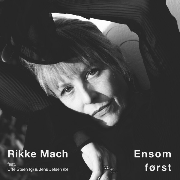 Ensom først single